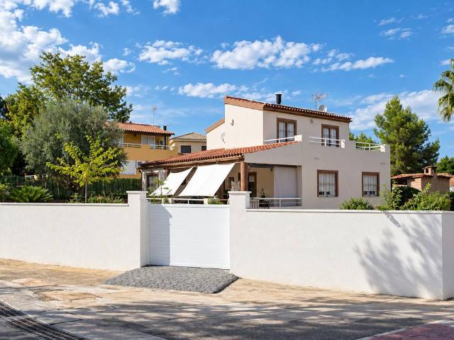 Casa chalet en Venta en Vilamarxant