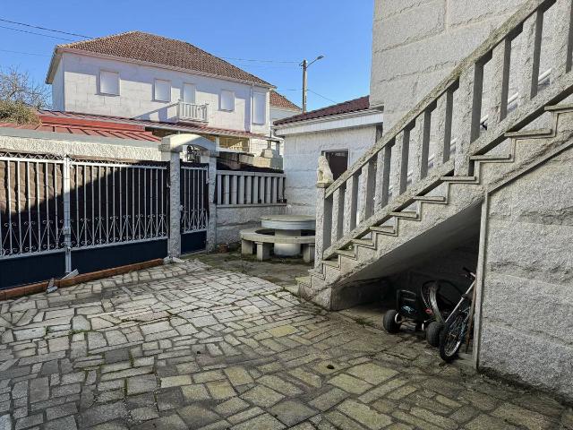 Casa chalet en Venta en Vilardevós