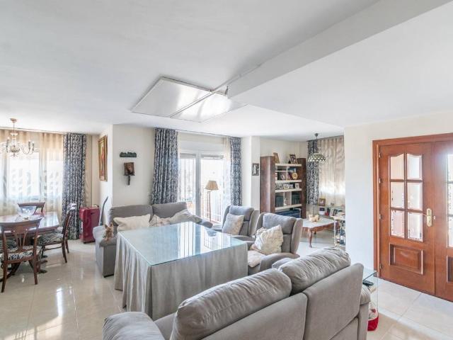 Casa chalet en Venta en Villa de Otura