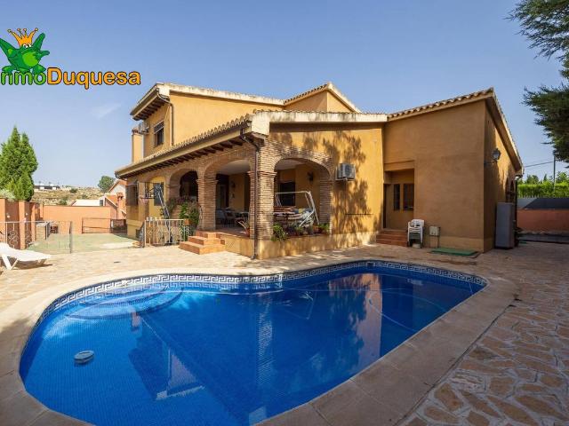 Casa chalet en Venta en Villa de Otura
