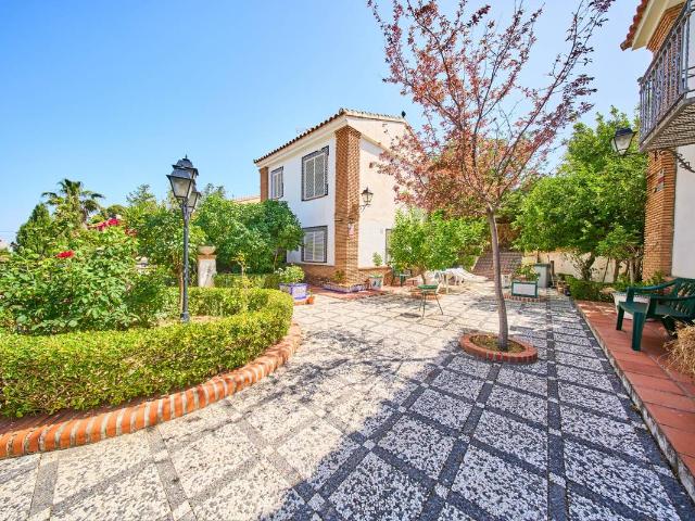 Casa chalet en Venta en Villa de Otura