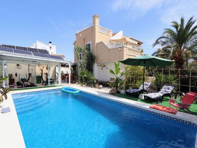 Casa chalet en Venta en Villamartín Las Filipinas