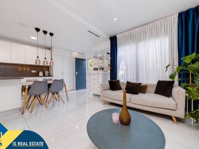 Casa chalet en Venta en Villamartín Las Filipinas