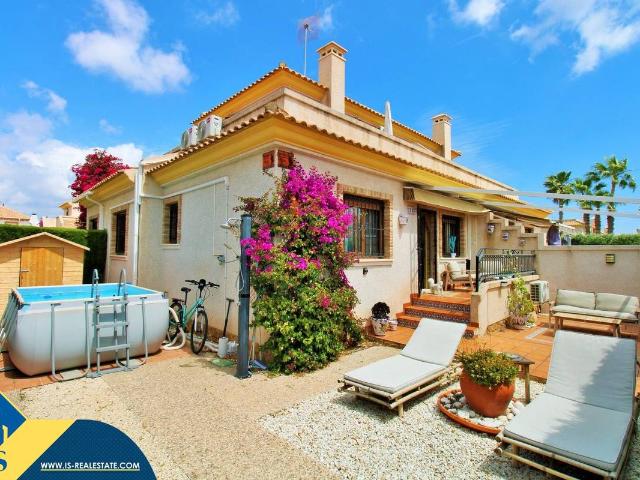 Casa chalet en Venta en Villamartín Las Filipinas