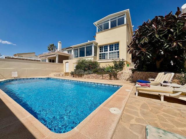 Casa chalet en Venta en Villamartín Las Filipinas
