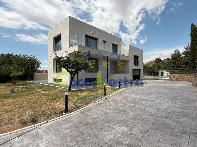 Casa chalet en Venta en Villamayor