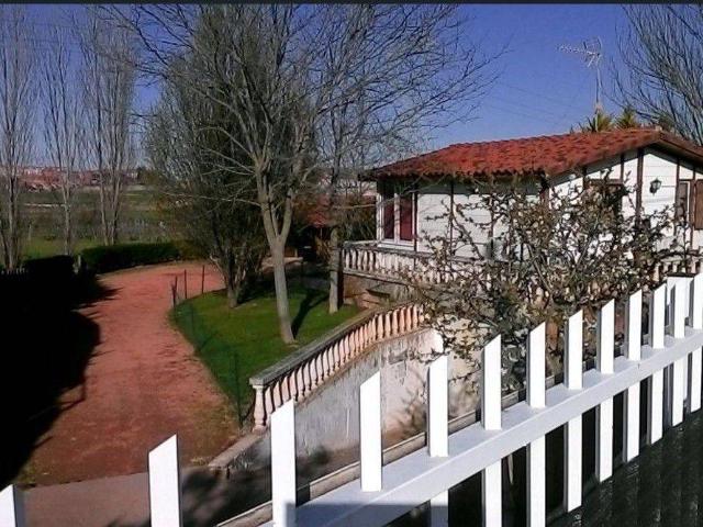 Casa chalet en Venta en Villamediana de Iregua