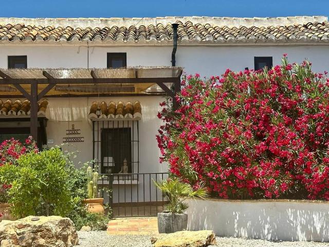 Casa chalet en Venta en Villanueva de Algaidas