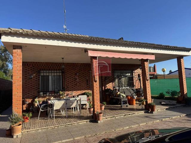 Casa chalet en Venta en Villanueva de la Serena