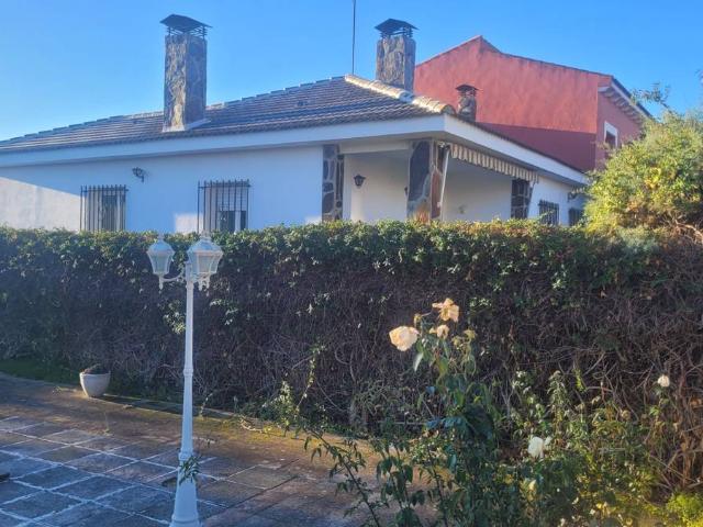 Casa chalet en Venta en Villanueva de la Torre