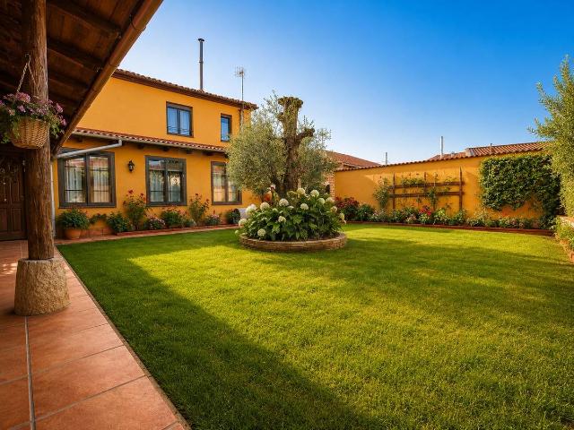 Casa chalet en Venta en Villaobispo de Otero
