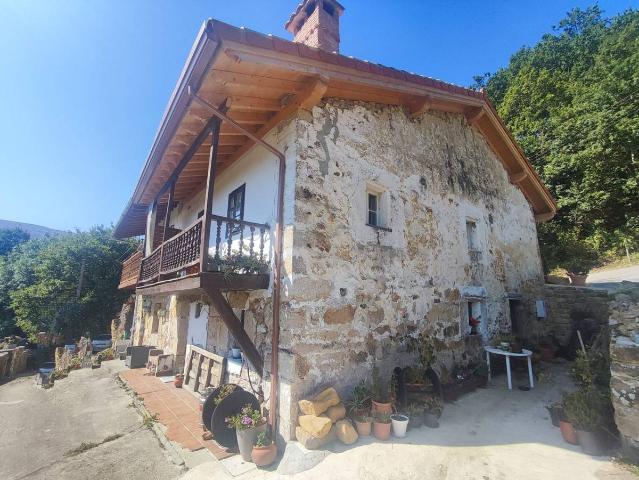 Casa chalet en Venta en Villacarriedo