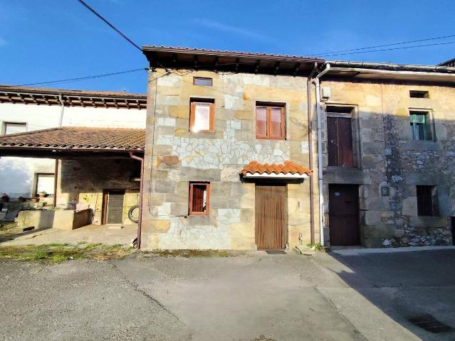 Casa chalet en Venta en Villaescusa Cantabria