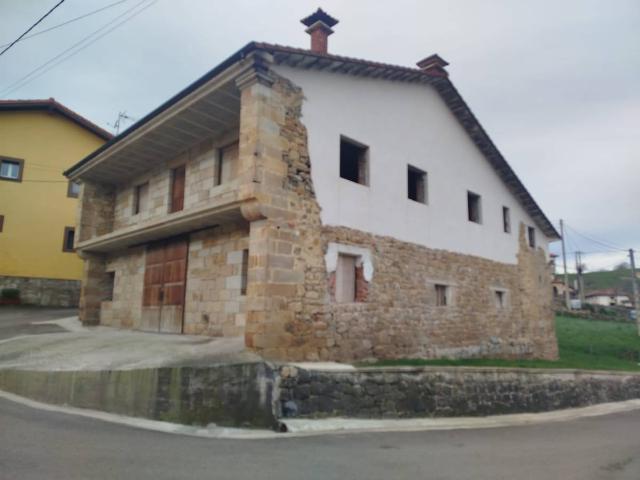 Casa chalet en Venta en Villafufre