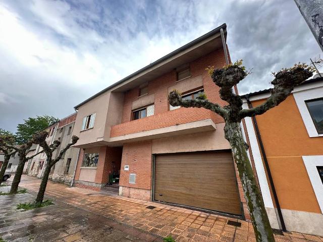 Casa chalet en Venta en Villafría La Ventilla Castañares