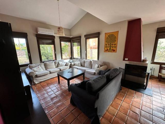 Casa chalet en Venta en Villalba de la Sierra