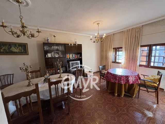 Casa chalet en Venta en Villar del Buey