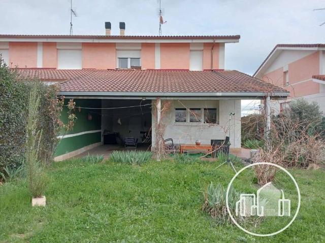 Casa chalet en Venta en Villarcayo de Merindad de Castilla la Vieja