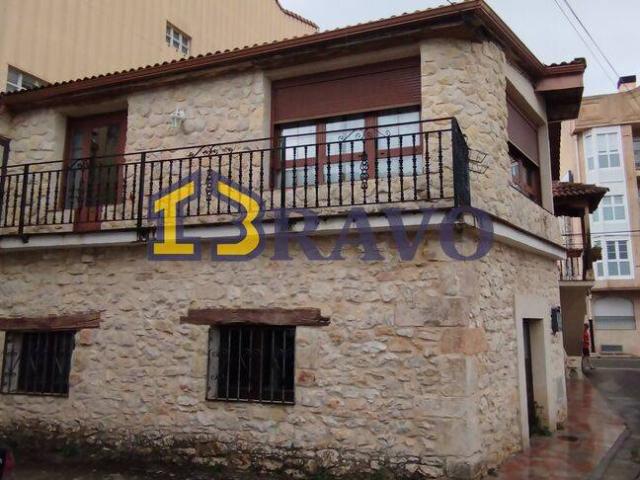 Casa chalet en Venta en Villarcayo de Merindad de Castilla la Vieja
