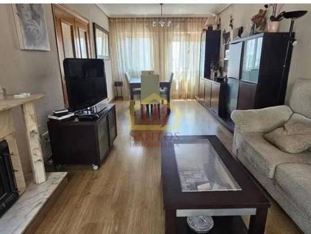 Casa chalet en Venta en Villares de la Reina