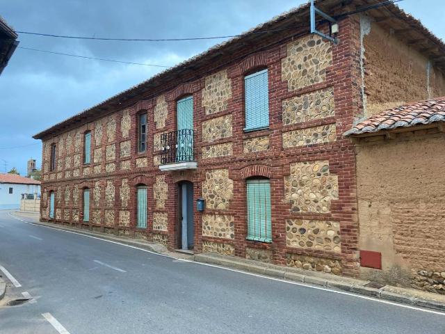 Casa chalet en Venta en Villaturiel