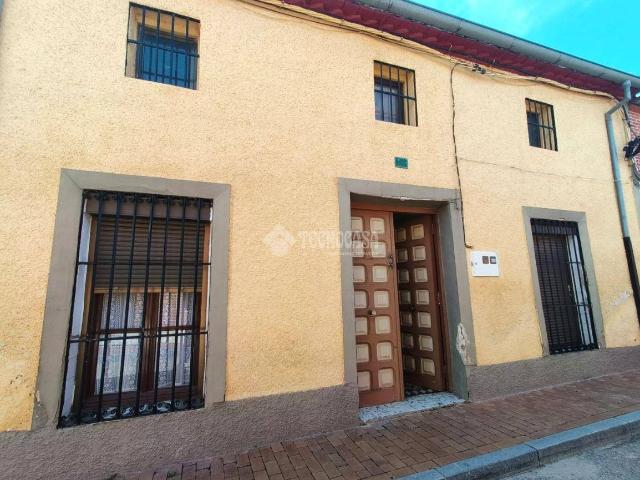 Casa chalet en Venta en Villaverde de Medina