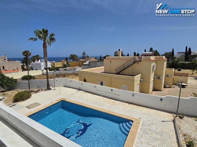 Casa chalet en Venta en Vista de los Ángeles