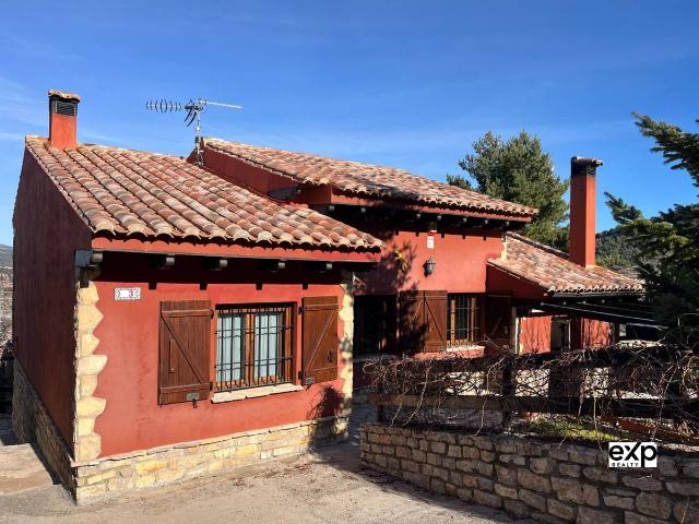 Casa chalet en Venta en Vistabella del Maestrazgo