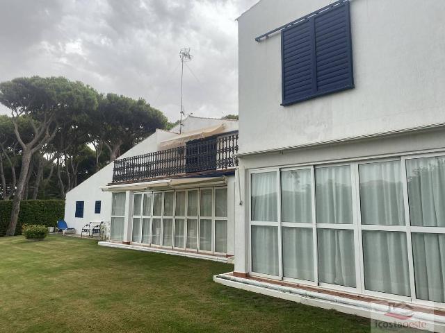 Casa chalet en Venta en Vistahermosa
