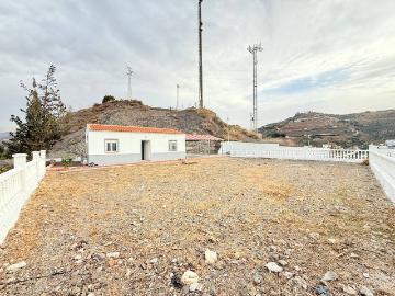 Villa en venta en Puerto de la Torre - Jardín