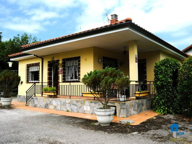 Casa chalet en Venta en Voto