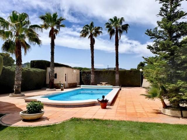 Casa chalet en Venta en Yecla