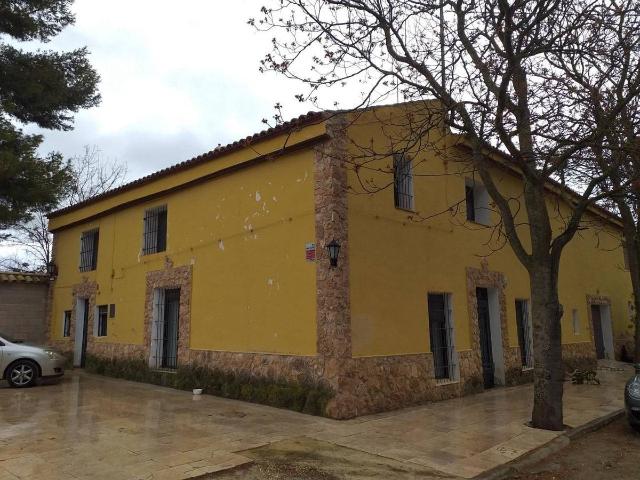 Casa chalet en Venta en Yecla