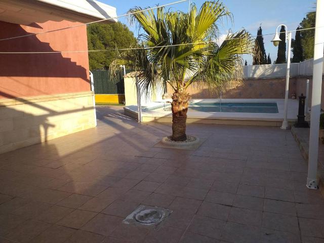 Casa chalet en Venta en Yecla