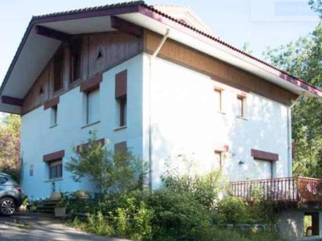 Casa chalet en Venta en Zamudio