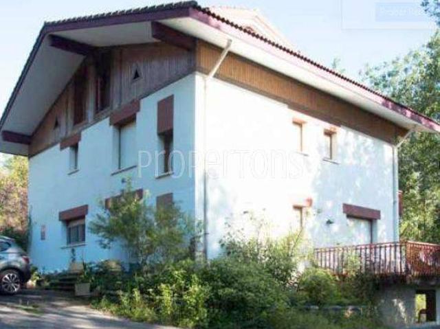 Casa chalet en Venta en Zamudio