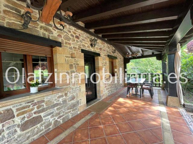Casa chalet en Venta en Zalla