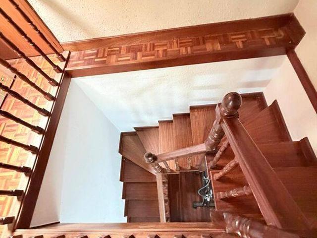 Casa chalet en Venta en Zaratamo