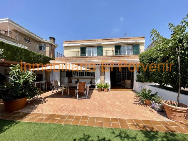 Casa chalet en Venta en Zona Avenida Alta Auditorio
