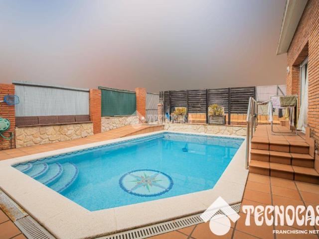 Casa chalet en Venta en Zona Alta