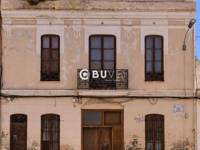 Casa chalet en Venta en Zona Campus Universitario