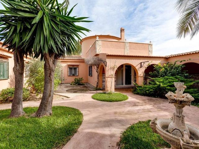 Casa chalet en Venta en Zona Carrefour Urbanizaciones