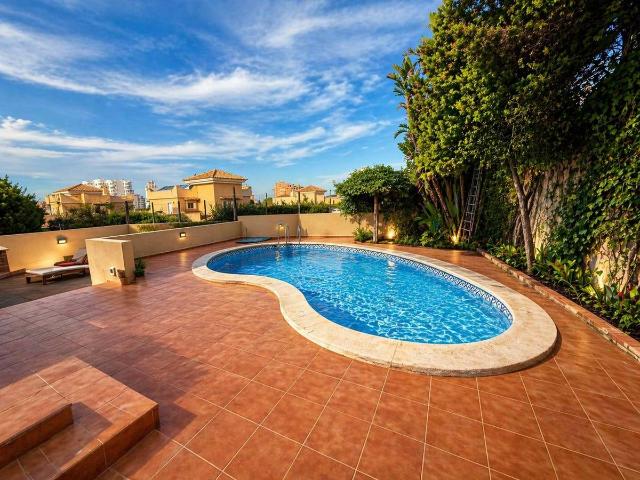 Casa chalet en Venta en Zona Galúa Calnegre
