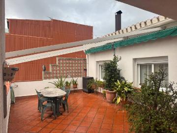 Casa chalet en Venta en Zona Industrial