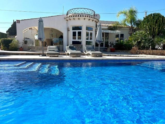 Casa chalet en Venta en Zona Playa de los Locos