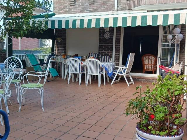 Casa chalet en Venta en Zona Playa