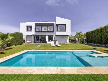 Casa chalet en Venta en Zona Universitaria