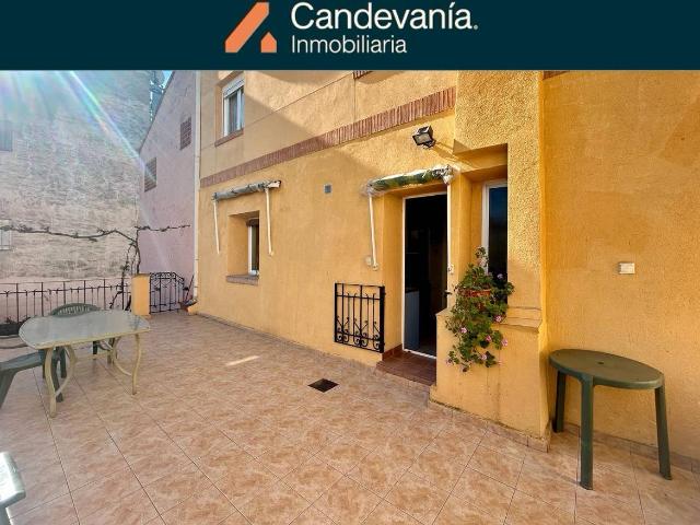 Casa chalet en Venta en Zuera
