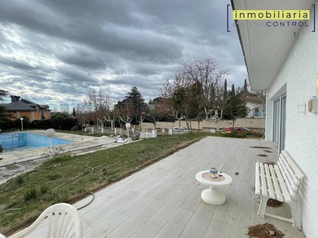 Casa chalet en Venta en Zuera
