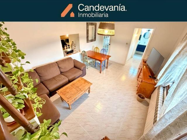 Casa chalet en Venta en Zuera